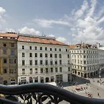 Apartman Arte *