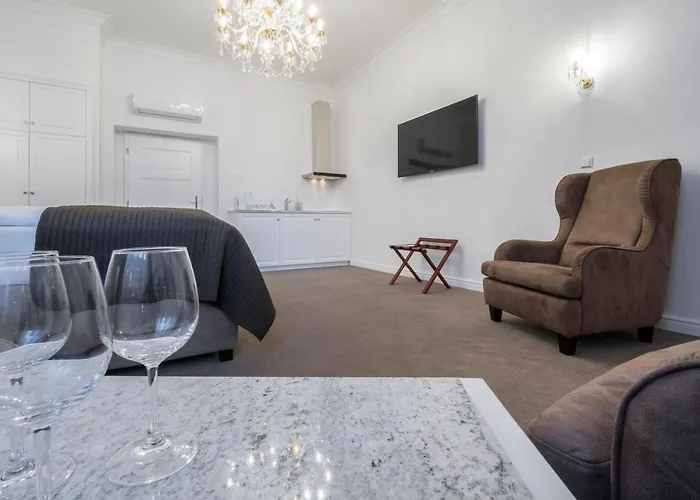 Arte Apartment *