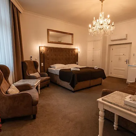 Arte Apartment *